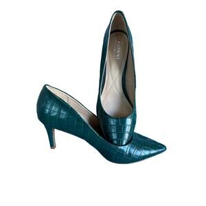 Alfani Green Pumps